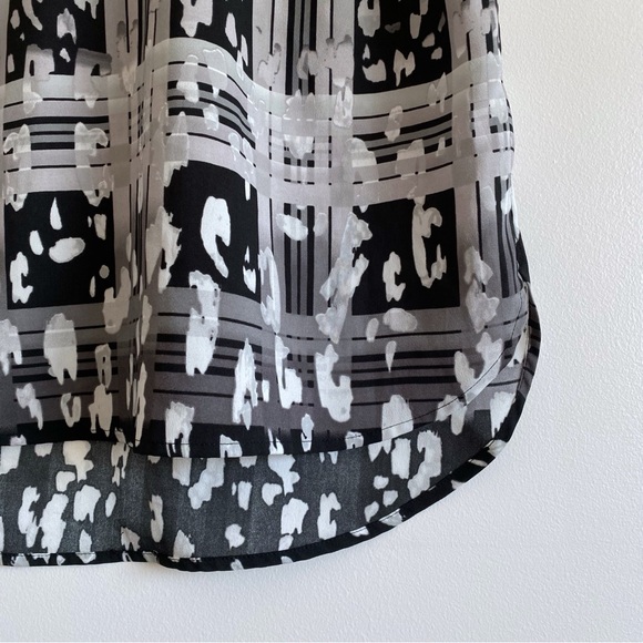 Lord & Taylor High Low Sleeveless Plaid Animal Print Top - Picture 5 of 12